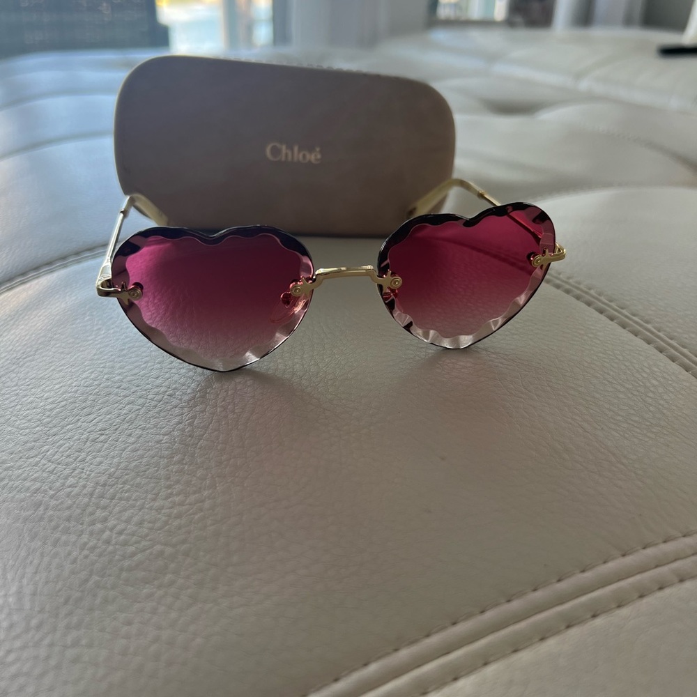 Chloe’ Heart Shaped Sunglasses